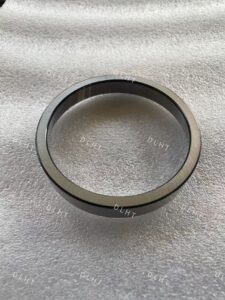 Tapered roller bearing cup
