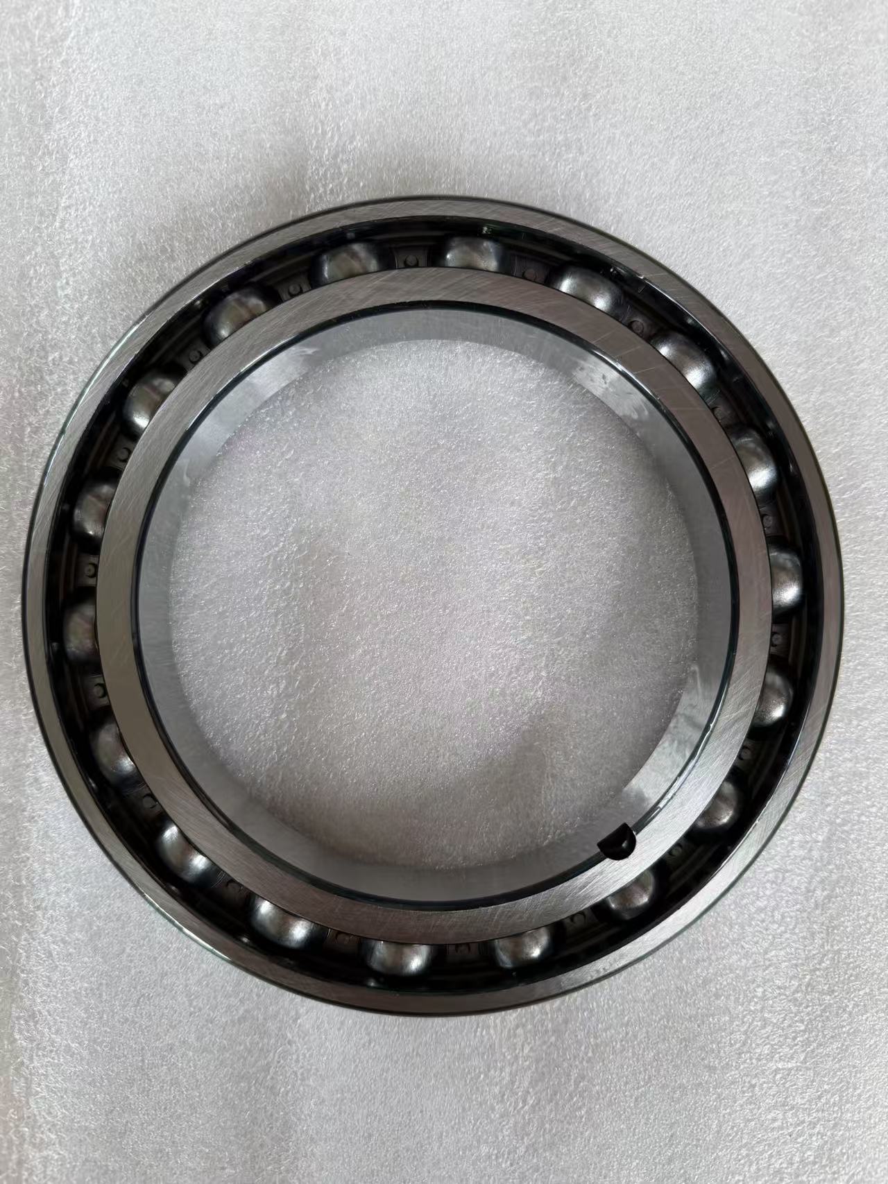 Ball bearing